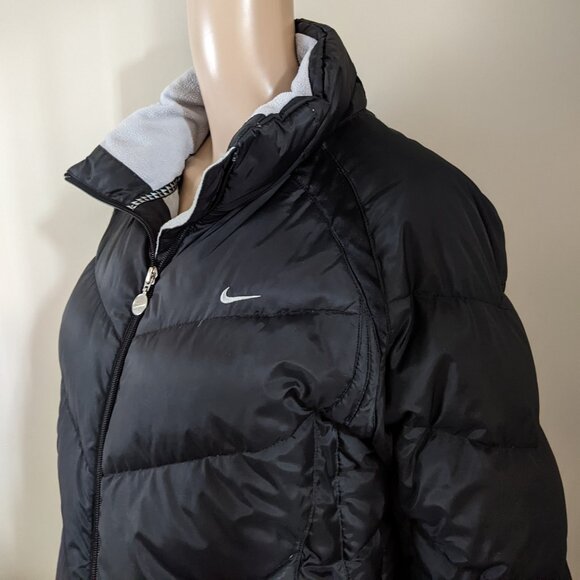 Nike down puffer winter black jacket coat, women's medium - Picture 5 of 13
